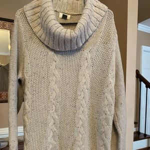 Cozy cream turtleneck sweater